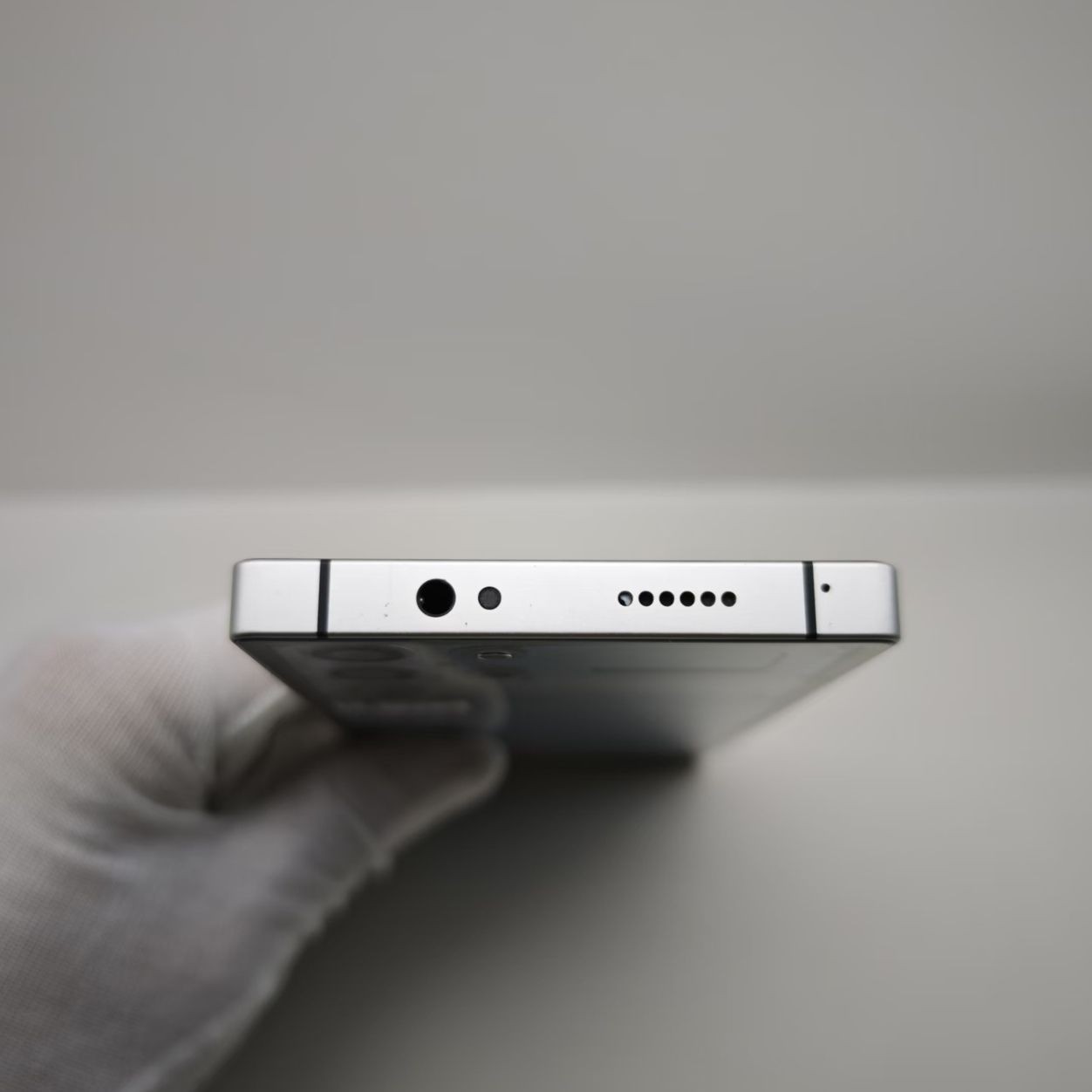 Global ZTE nubia RedMagic 10SPro+ 6.85" 50MP 16+512GB Snapdragon 7500mAh Storage Capacity 16+512GB Colour Please note the color. - Image 11