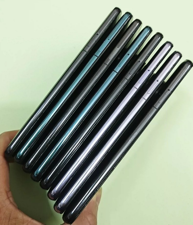 Huawei Mate 30 4G 5G 6.62" 40MP 8+128GB Unlocked HarmonyOS Google Play Model Mate 30 5G Storage Capacity 8+256GB Model Number HarmonyOS with Google Play - Image 12