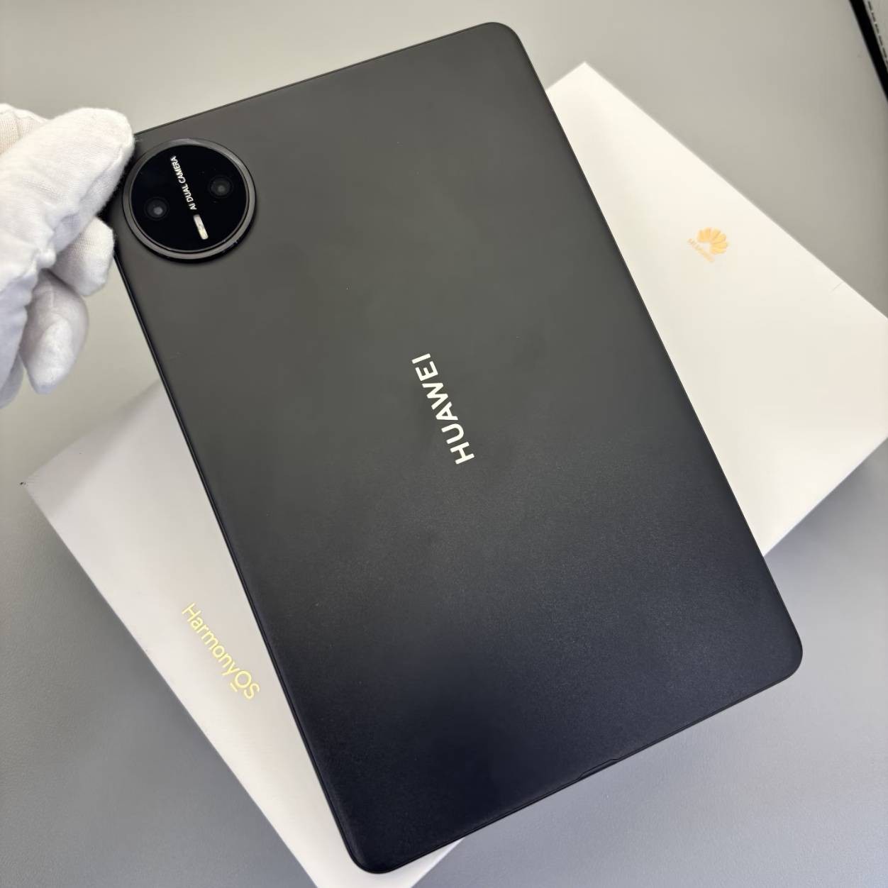 Huawei MatePad Mini 8.8" 13MP 12+256GB WIFI HarmonyOS 5.1 6400mAh storage 12+256GB colors color random