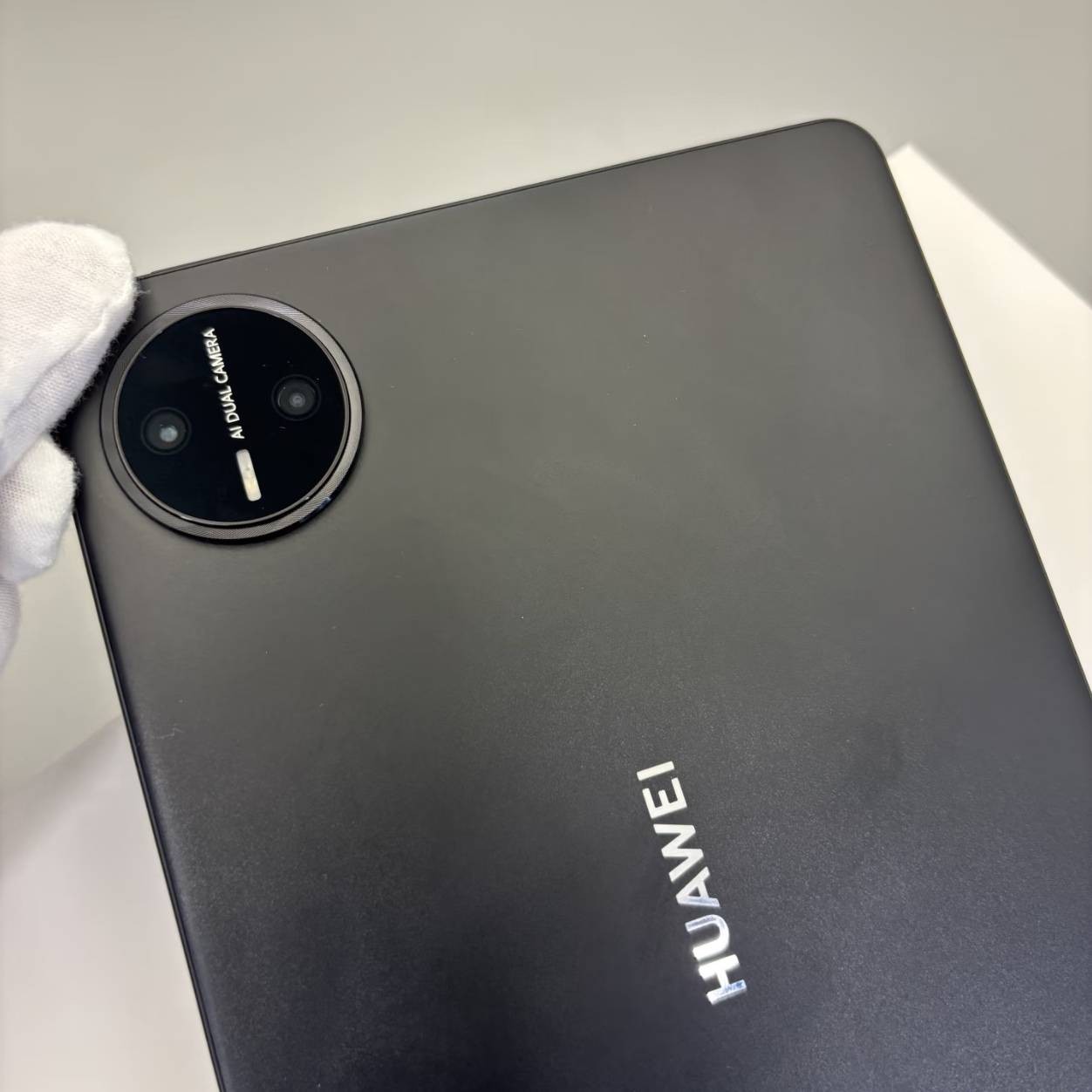Huawei MatePad Mini 8.8" 13MP 12+256GB WIFI HarmonyOS 5.1 6400mAh storage 12+256GB colors color random - Image 3