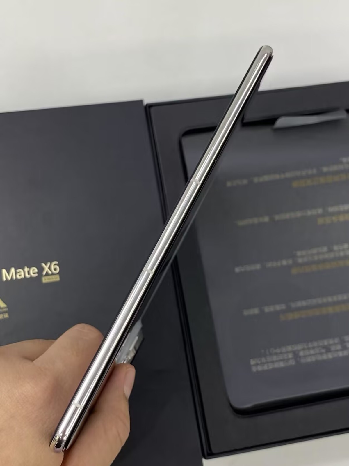 Global Huawei Mate X6 7.93"50MP 512GB Google Kirin 9020 Foldable screen phone Storage 12GB+512GB Color color random. - Image 6