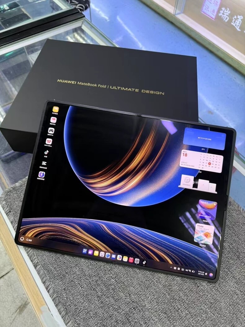 Huawei MateBook Fold Ultimate Design folds 32GB+2TB OLED 2472 x 3296 px Storage 32G+2TB Colour random color or note in order - Image 2
