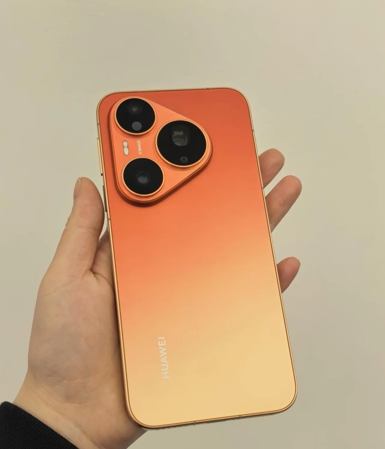 Huawei Pura 90 Pro 6.6" 50MP 12/16GB RAM Kirin 9030S 6000mAh HarmonyOS Google Storage Capacity 16+512GB Colour Random color - Image 4