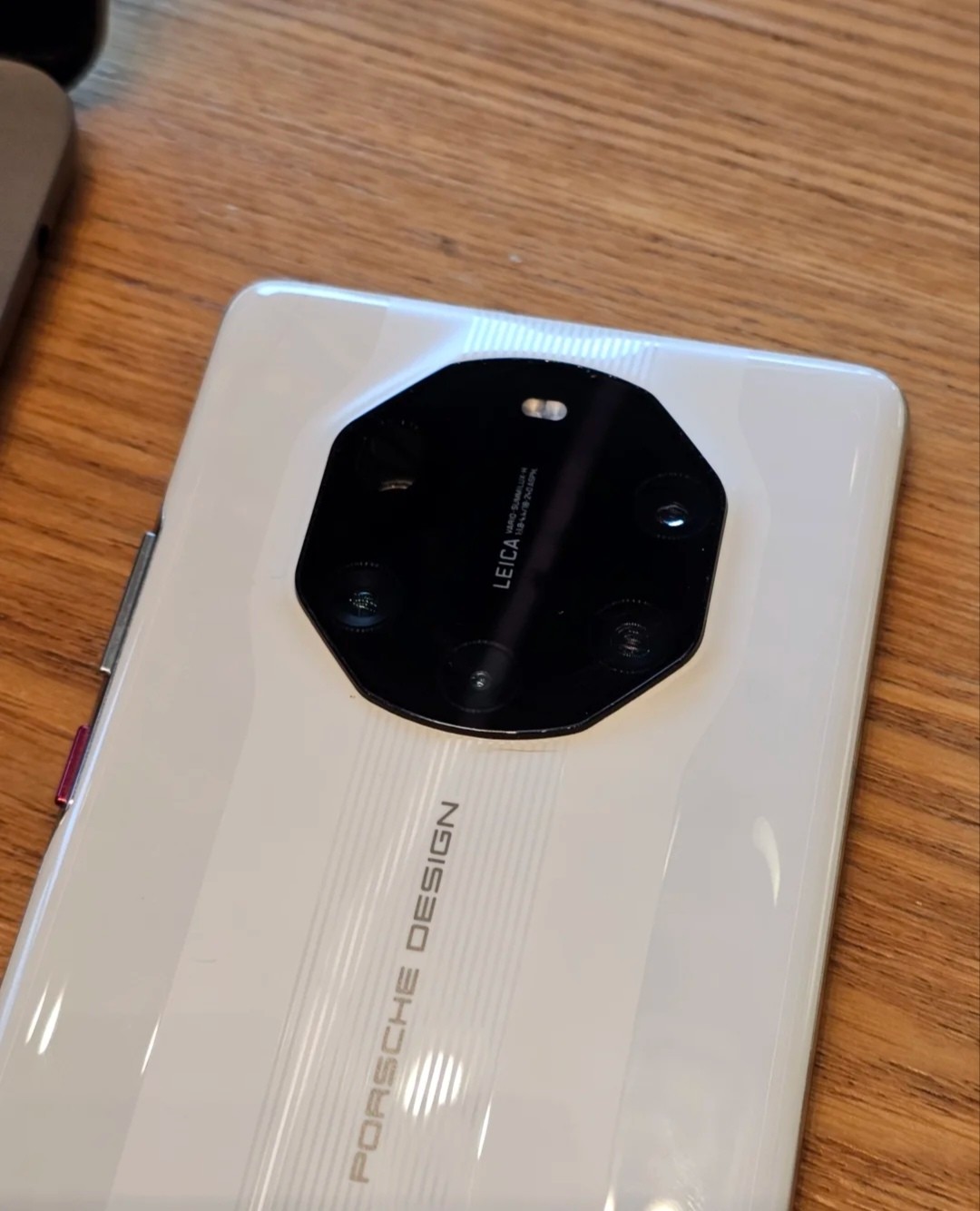 Huawei Mate 40 RS Porsche Design 6.67" 50MP Kirin 9000 5G Android 10 Google storage 512GB 12GB RAM - Image 2