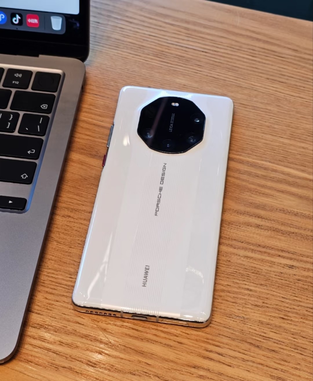 Huawei Mate 40 RS Porsche Design 6.67" 50MP Kirin 9000 5G Android 10 Google storage 512GB 12GB RAM - Image 4