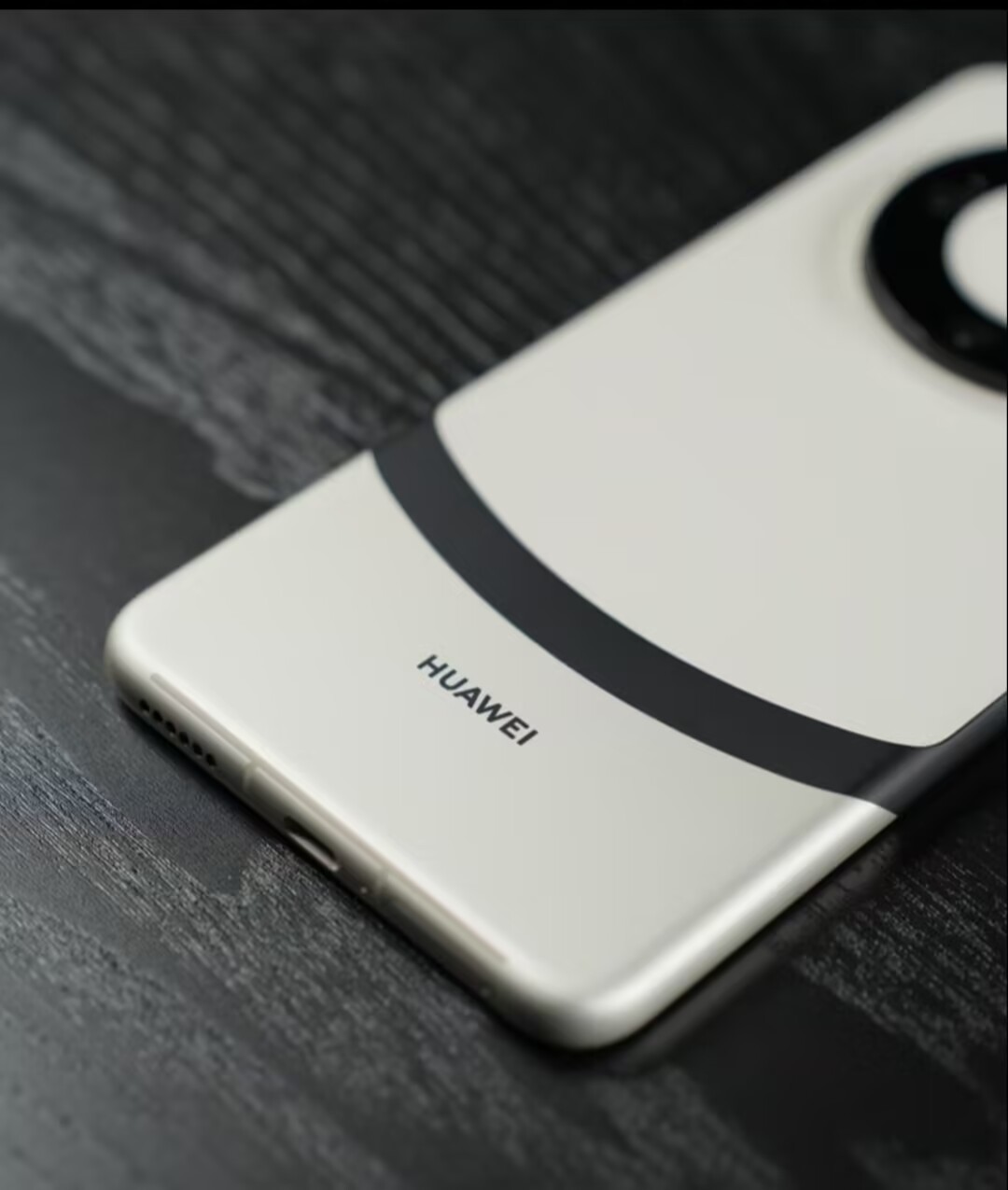 Huawei Mate 60 Pro+ 6.76" 50MP 16GB RAM ALN-AL10 Kirin 9000S HarmonyOS Storage Capacity 16+1TB Colour Random color - Image 4