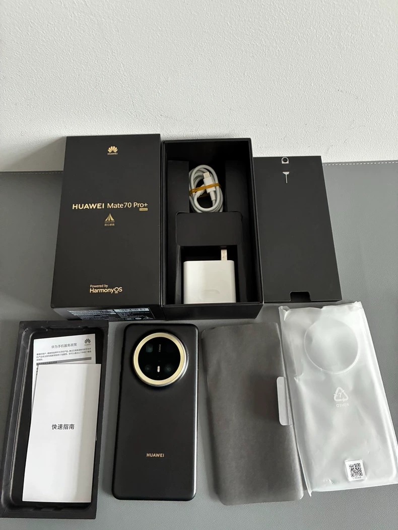 Huawei Mate 70 Pro+ HarmonyOS 4.3 Kirin 9020 16+1TB Google play Storage 16+1TB Package Mobile phones and all accessories - Image 5