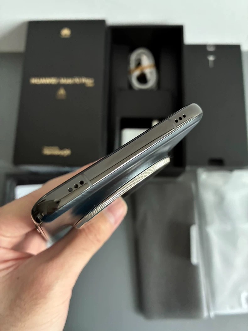 Huawei Mate 70 Pro+ HarmonyOS 4.3 Kirin 9020 16+1TB Google play Storage 16+1TB Package Mobile phones and all accessories - Image 6