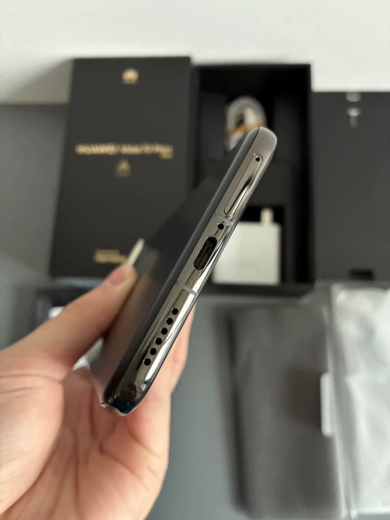 Huawei Mate 70 Pro+ HarmonyOS 4.3 Kirin 9020 16+1TB Google play Storage 16+1TB Package Mobile phones and all accessories - Image 7