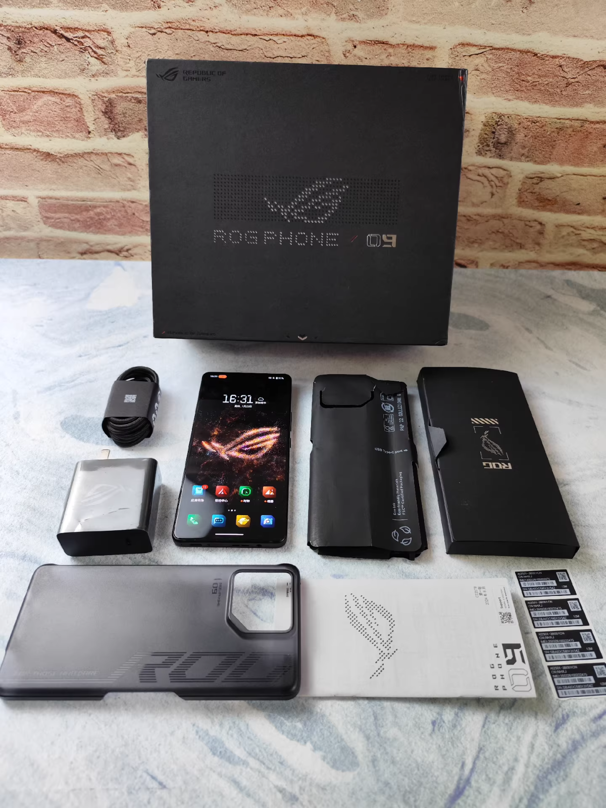 HOT Asus ROG Phone 9 Pro Android 512GB 16GB RAM Global game phone storage 16+512GB - Image 2