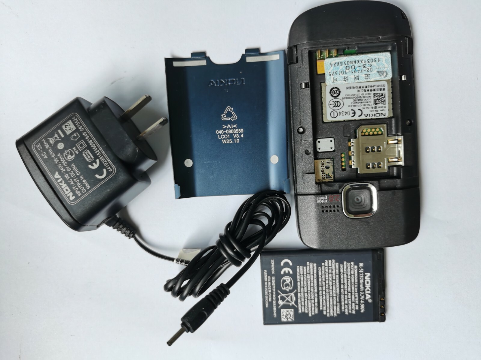 Nokia C3 Original Nokia C3-00 WIFI 2MP Bluetooth Jave Unlock Cell Phone Bundle Description 1 battery - Image 10