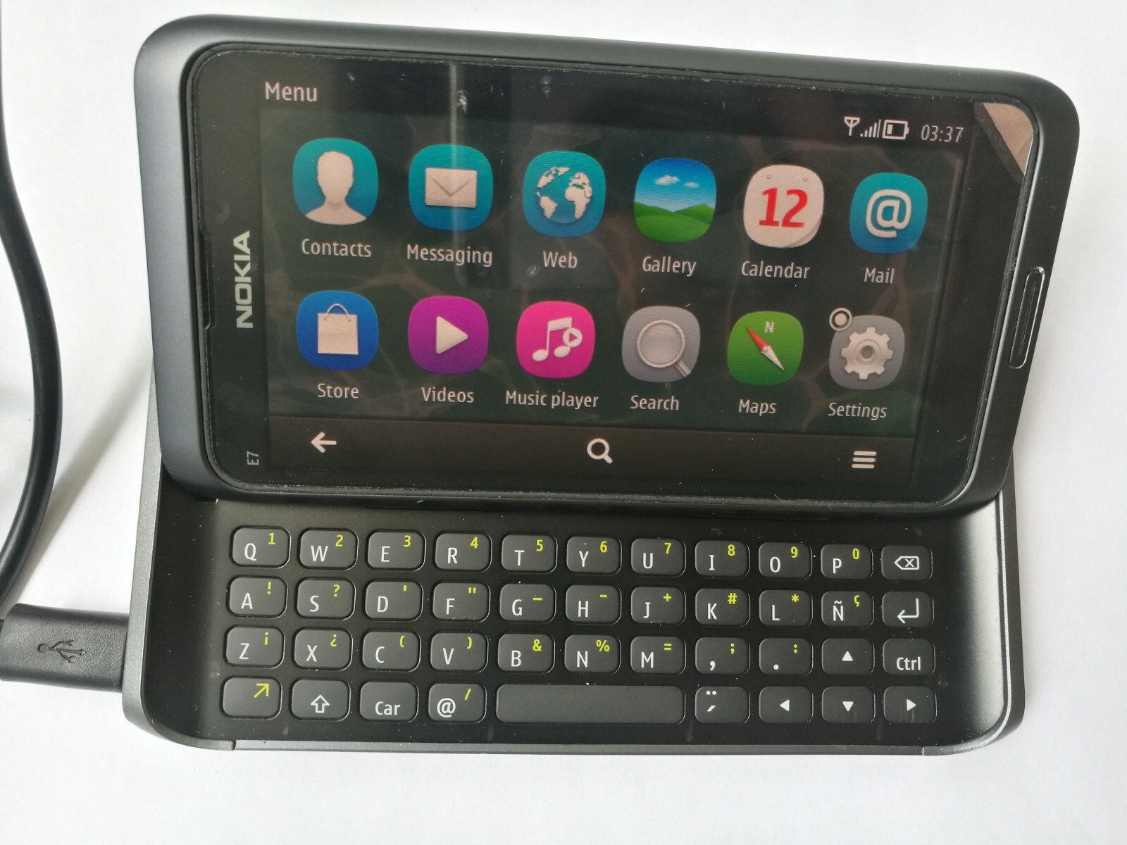 Nokia E7 Original Unlocked 3G WIFI 8MP QWERTY TouchScreen 16GB Mobile Phones - Image 6