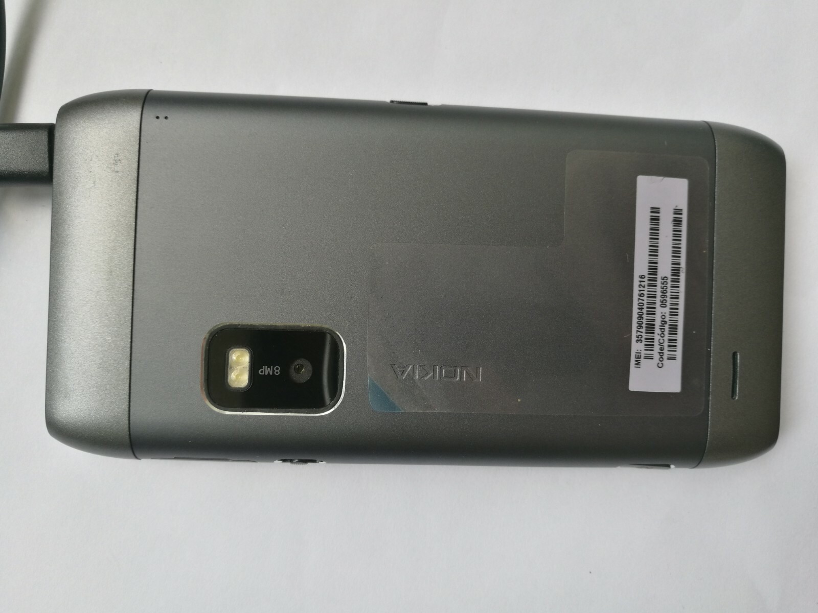 Nokia E7 Original Unlocked 3G WIFI 8MP QWERTY TouchScreen 16GB Mobile Phones - Image 7