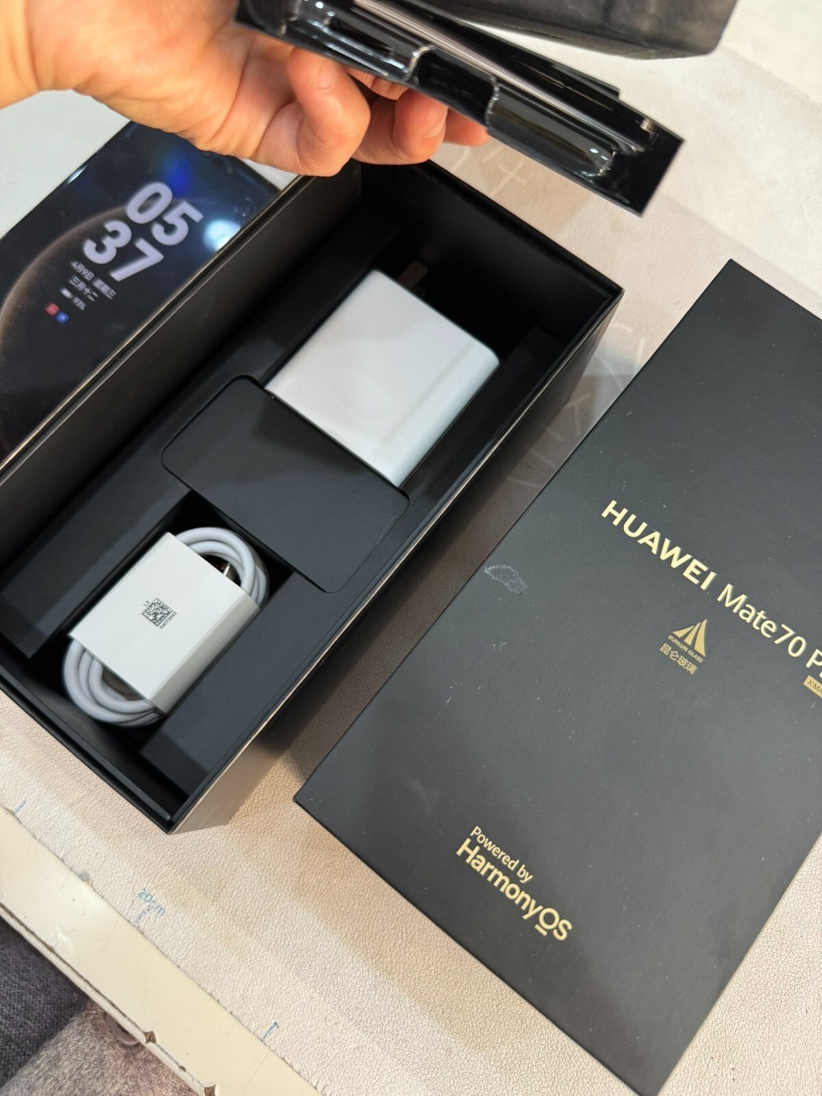 Huawei Mate 70 Pro 6.74" 64MP 12GB+512GB Unlocked HarmonyOS Google play Farbe Random color Speicherkapazität 12+512GB - Image 12