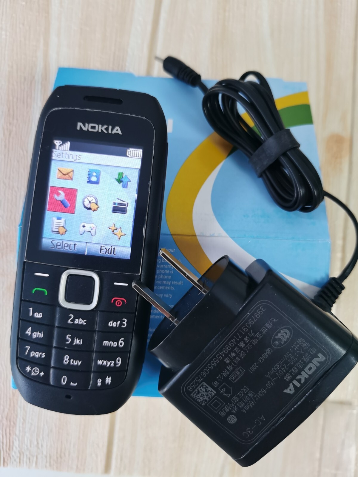 Original Nokia 1616 Custimized English/Russian/Arabic Keyboard GSM 900/1800