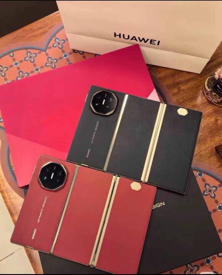 Huawei Mate XT Ultimate HarmonyOS 16+1TB 7,85" Handy freigeschaltet Color Random color storage 16+1TB - Image 4