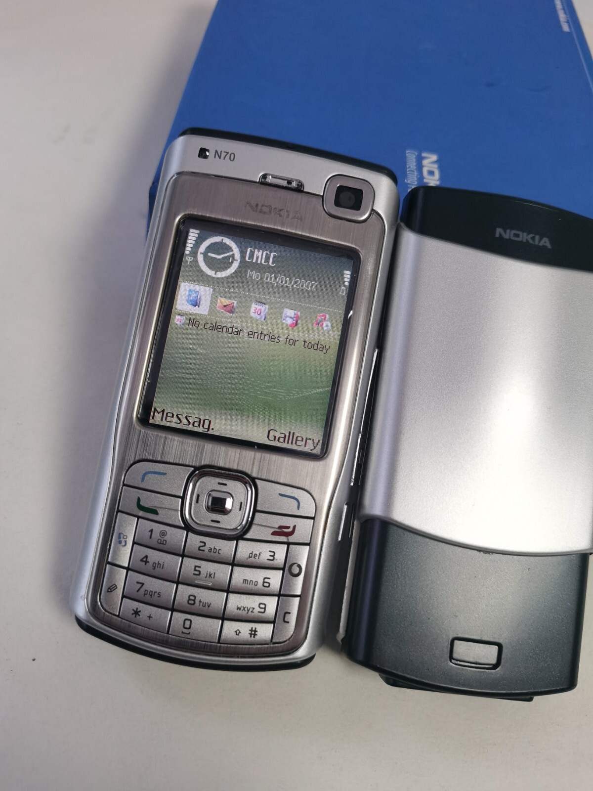 Nokia N70 Fashion Cell Phone 2MP Camera 3G 2.4" inch Bluetooth FM Music Phone - Image 2