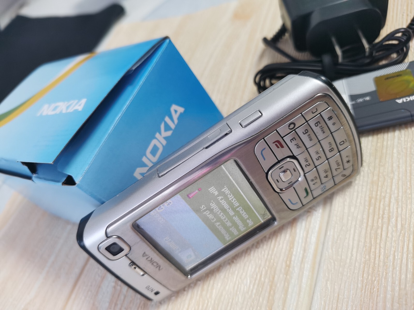 Nokia N70 Fashion Cell Phone 2MP Camera 3G 2.4" inch Bluetooth FM Music Phone - Image 11