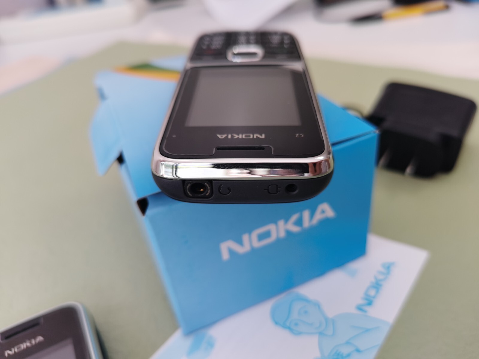 Nokia C2-01 Cell Phone Black (Unlocked) 3G Classic Button Mobile Phone - Image 8