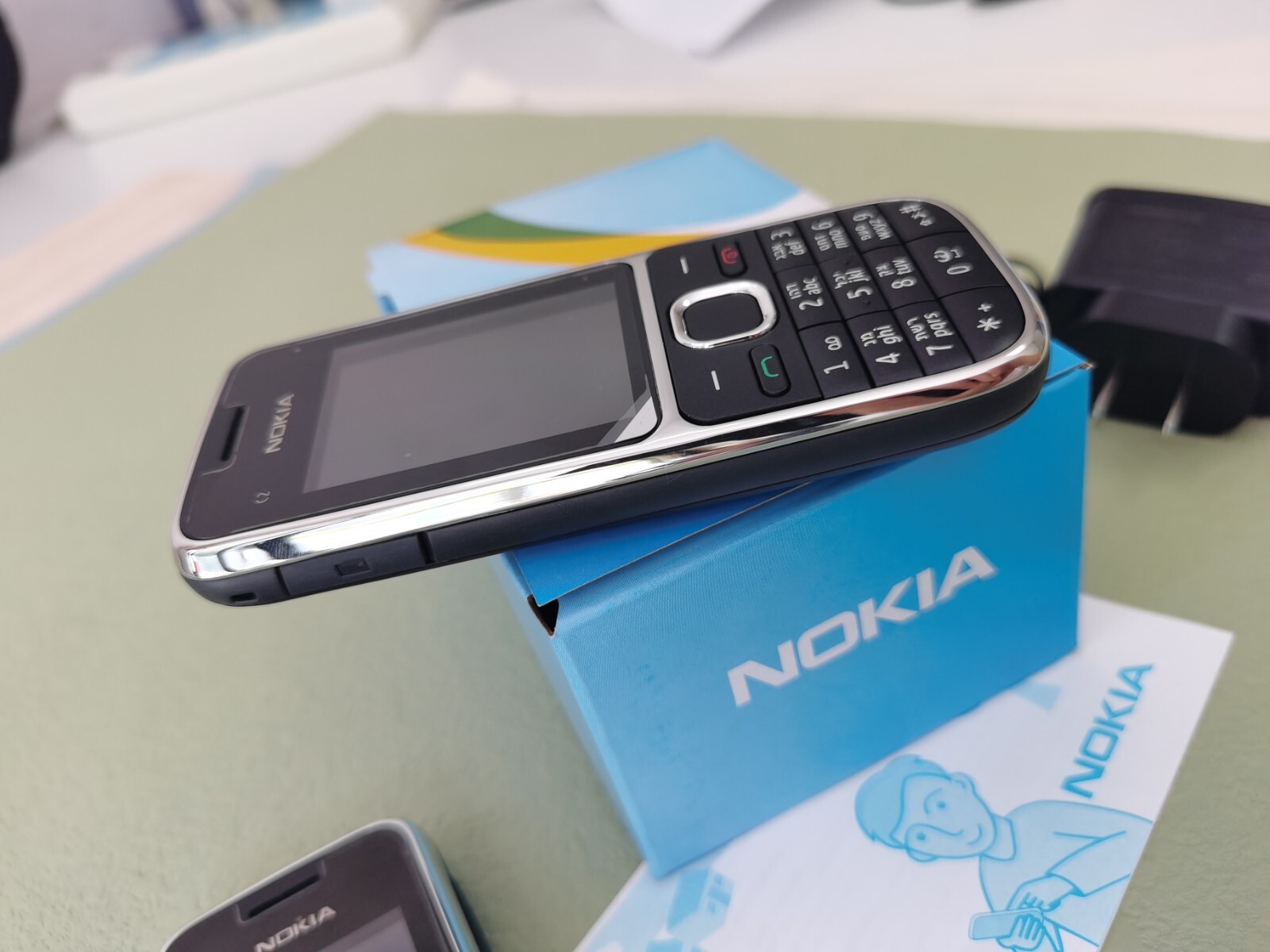 Nokia C2-01 Cell Phone Black (Unlocked) 3G Classic Button Mobile Phone - Image 11