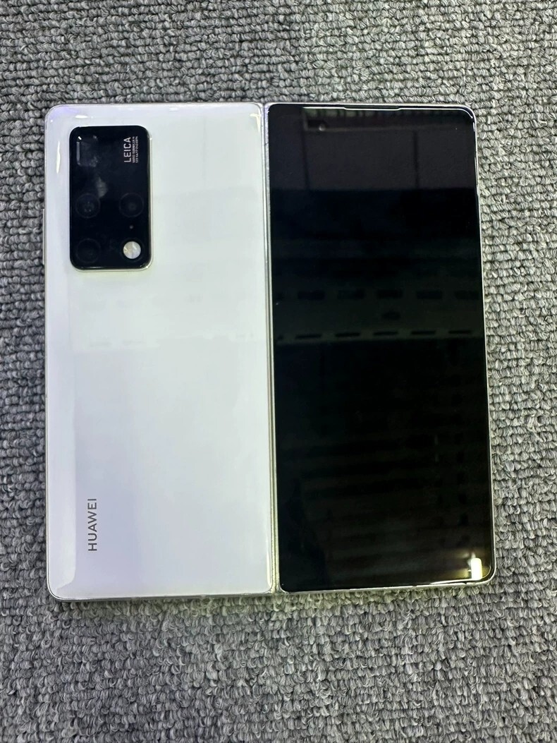 Huawei Mate X2 5G Foldable screen 8.0" 50MP 8+256GB Kirin 9000 5G Harmony OS Storage Capacity 8+512GB Colour Please note the color