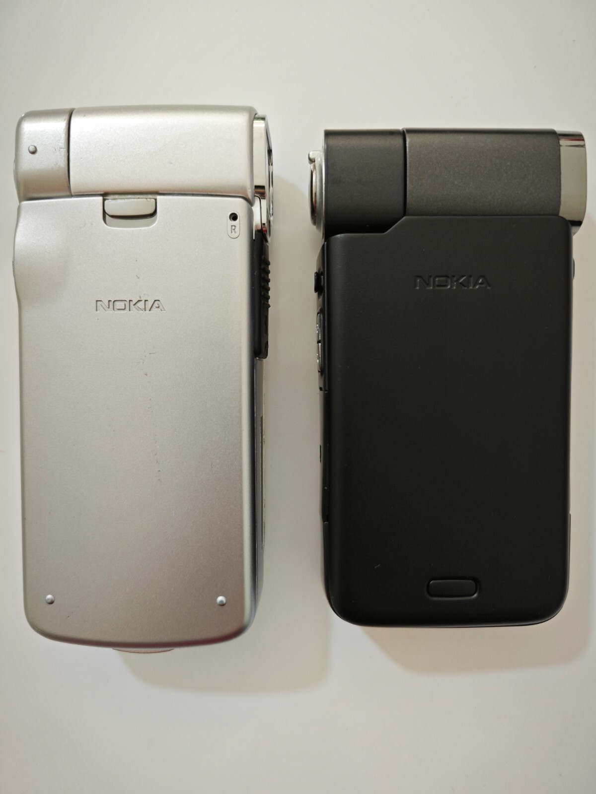 Original Nokia N93 N93i 3G WIFI 3.15MP 2.4" Camera Unlocked Rotatable Cell Phone Model Number N93i colors Black - Image 2