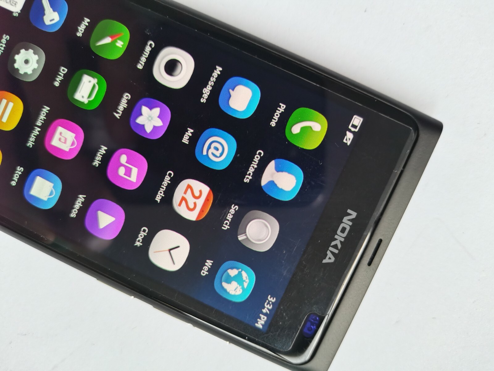 Nokia N9 16GB 1GB RAM mobile phone unlocked for all countries - Image 4