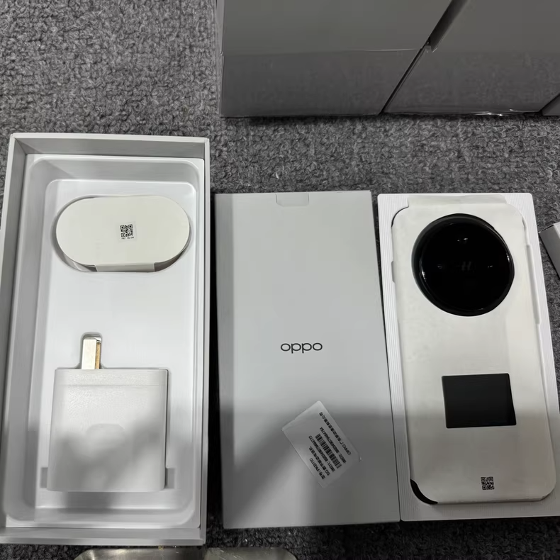 Oppo Find X8 5G -(unlocked) Google Play Dimensity 9400 5630mAh Storage 16+1T - Image 4