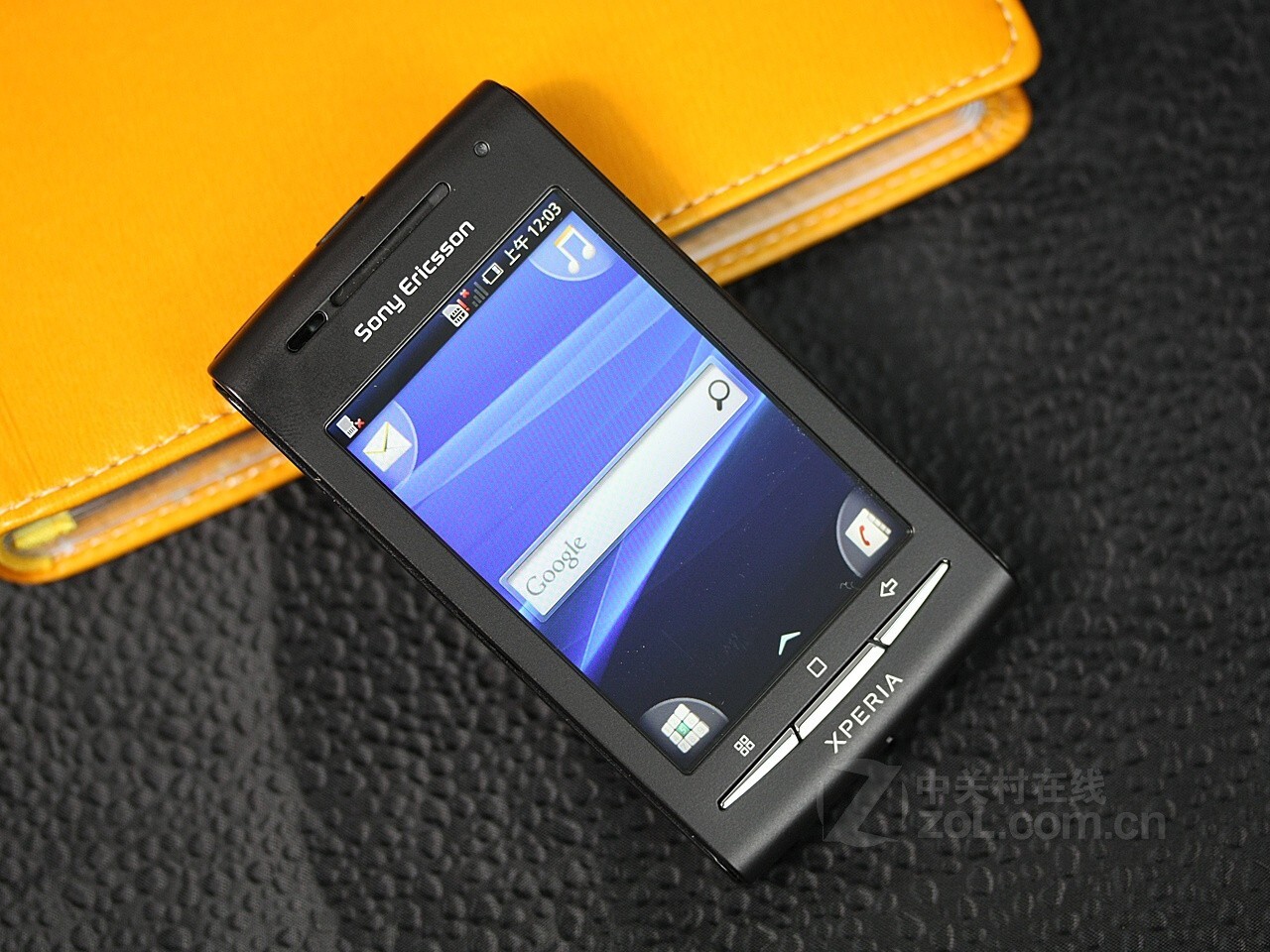 Sony Ericsson Xperia X8 E15, E15i, E15a, Shakira (Unlocked) Smartphone 256MB