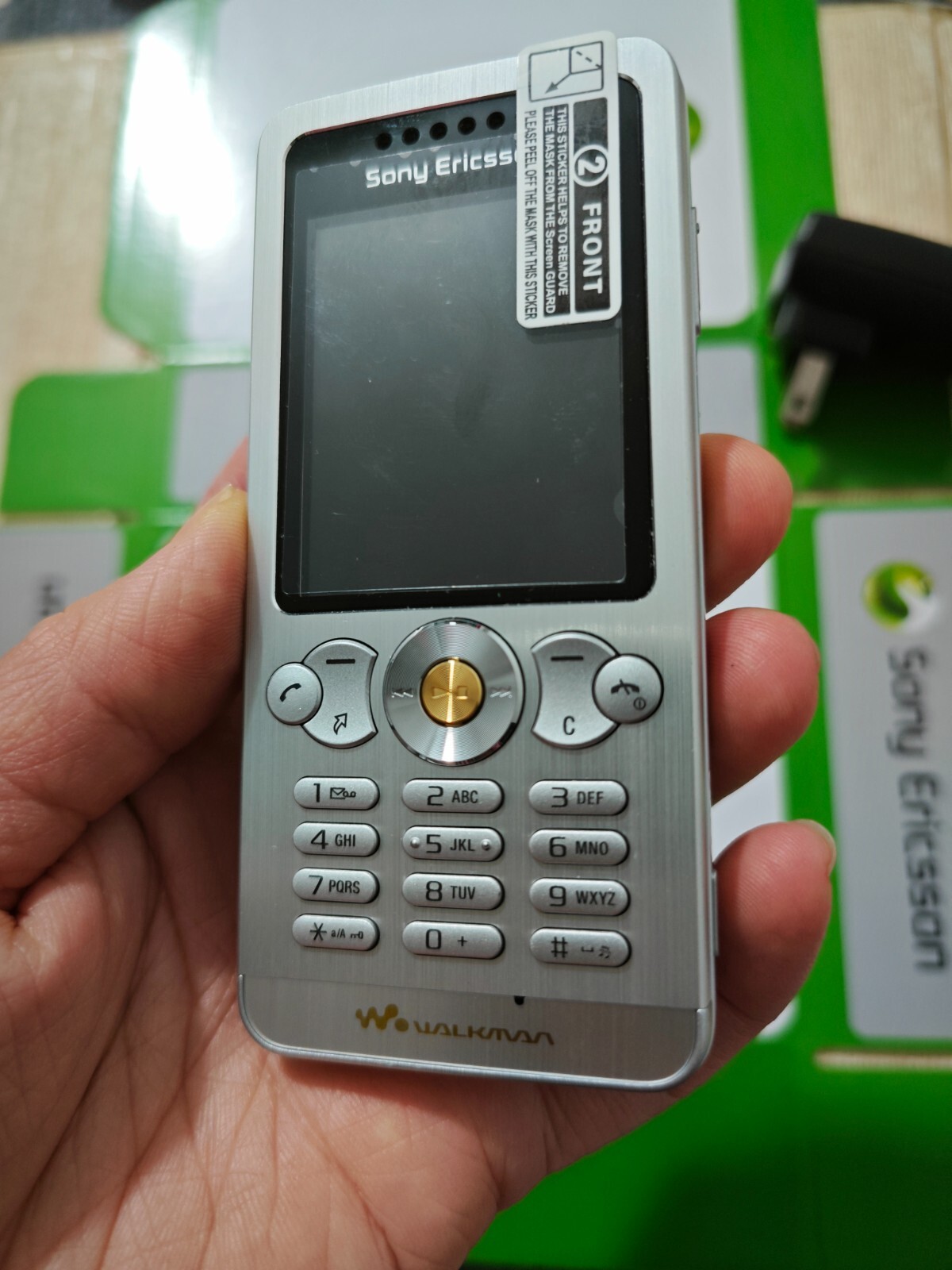 Original Sony Ericsson W302c W302 Unlocked 2MP Bluetooth mp3 Mobile Phone 2.0 - Image 11