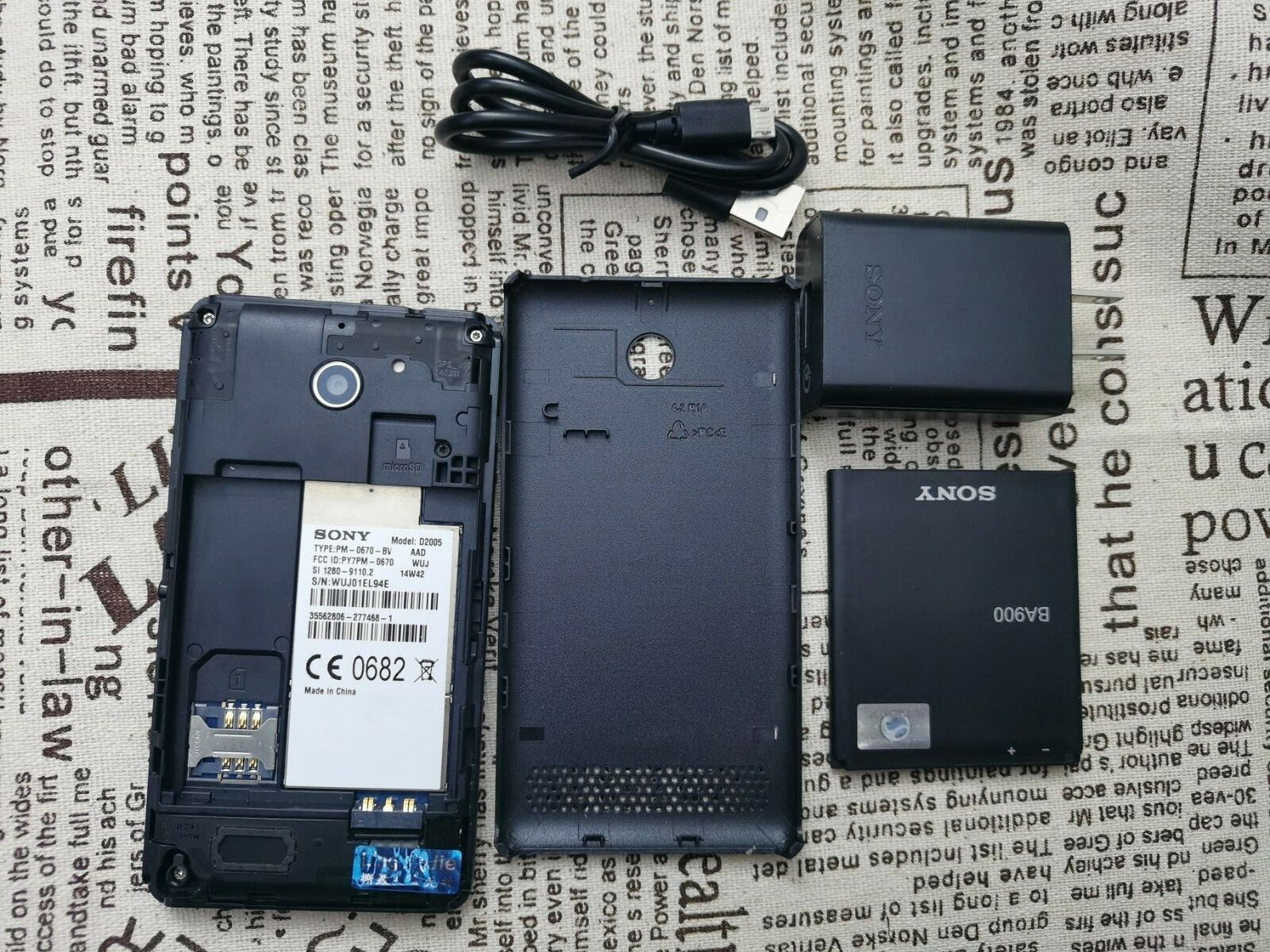 Original Unlocked SONY E1 512 RAM 4GB ROM D2005 Cellphone 3MP GSM Android 3G