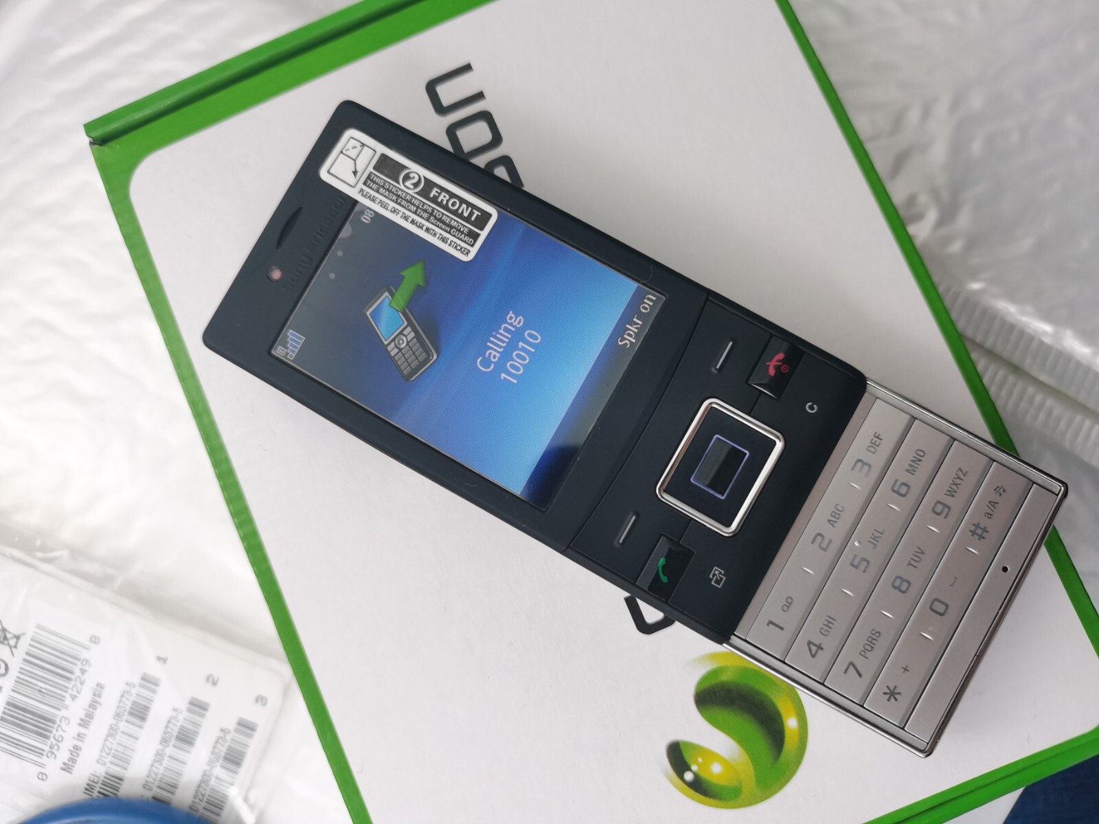 Sony Ericsson Hazel J20 J20i - Black (Unlocked) Cellular Phone - Image 11
