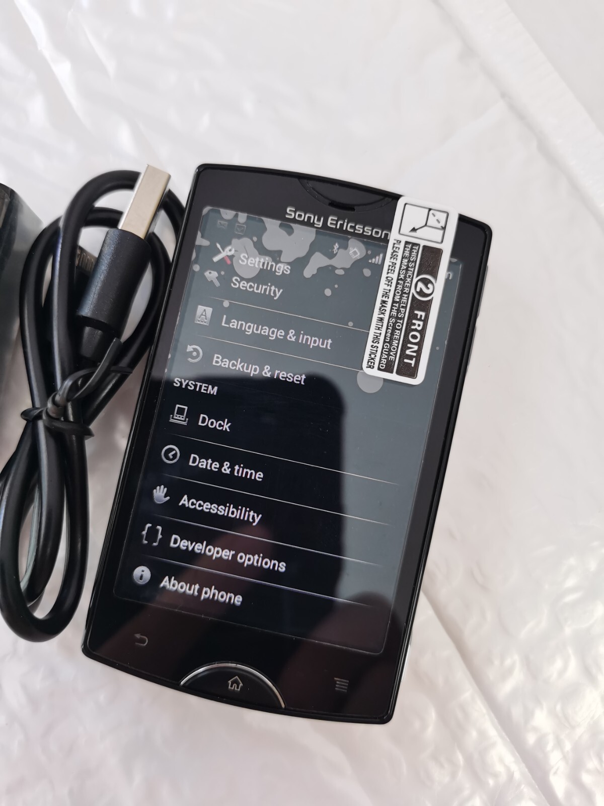 Sony Ericsson Xperia mini ST15i, MT15a Black (Unlocked) 3G Mobile Phone Bundle Description 1 battery - Image 3