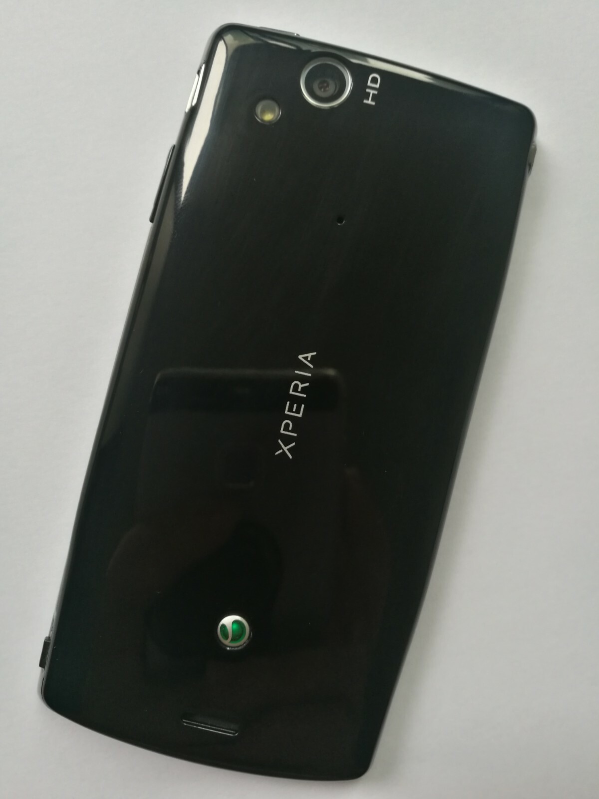 Original Sony Ericsson Xperia Arc S LT18i Mobile Phone 3G 8MP Wifi Android Phone Bundle Description 1 battery