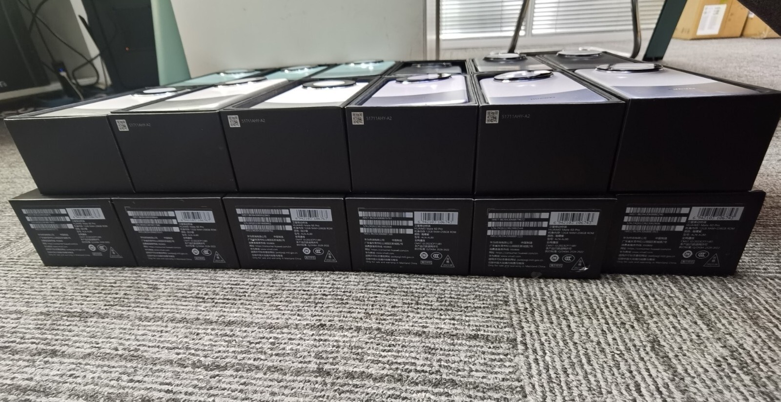 HUAWEI Mate 60 Pro 5G 6.82in 50MP 12+1TB Kirin 9000S HarmonyOS Google play Storage 1TB 12GB RAM - Image 4