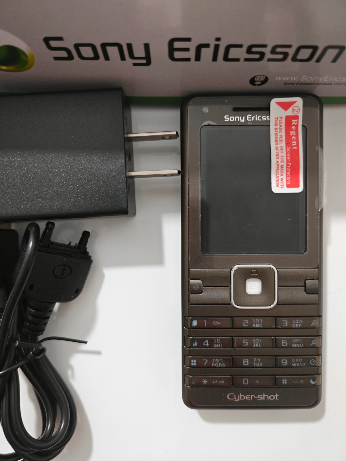 Sony Ericsson k770 K770i Cyber-Shot Unlocked Mobile Phone - Brown