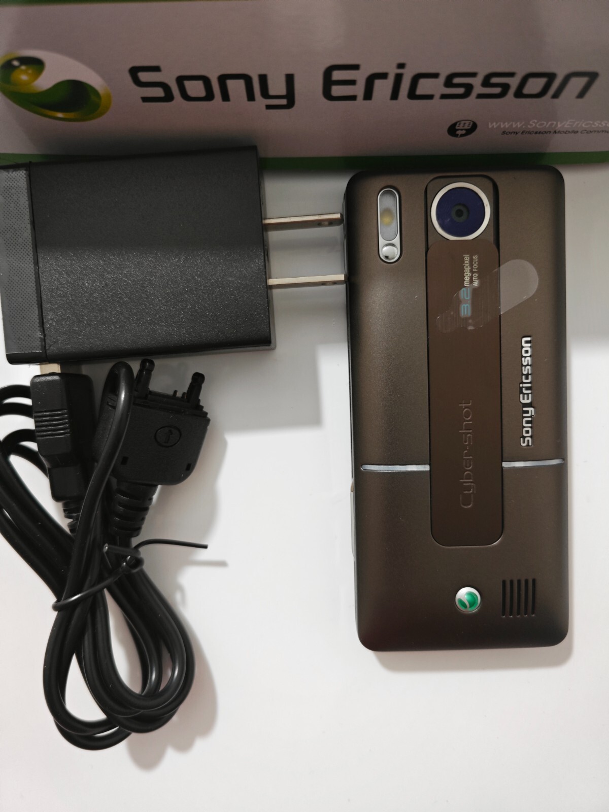Sony Ericsson k770 K770i Cyber-Shot Unlocked Mobile Phone - Brown - Image 5