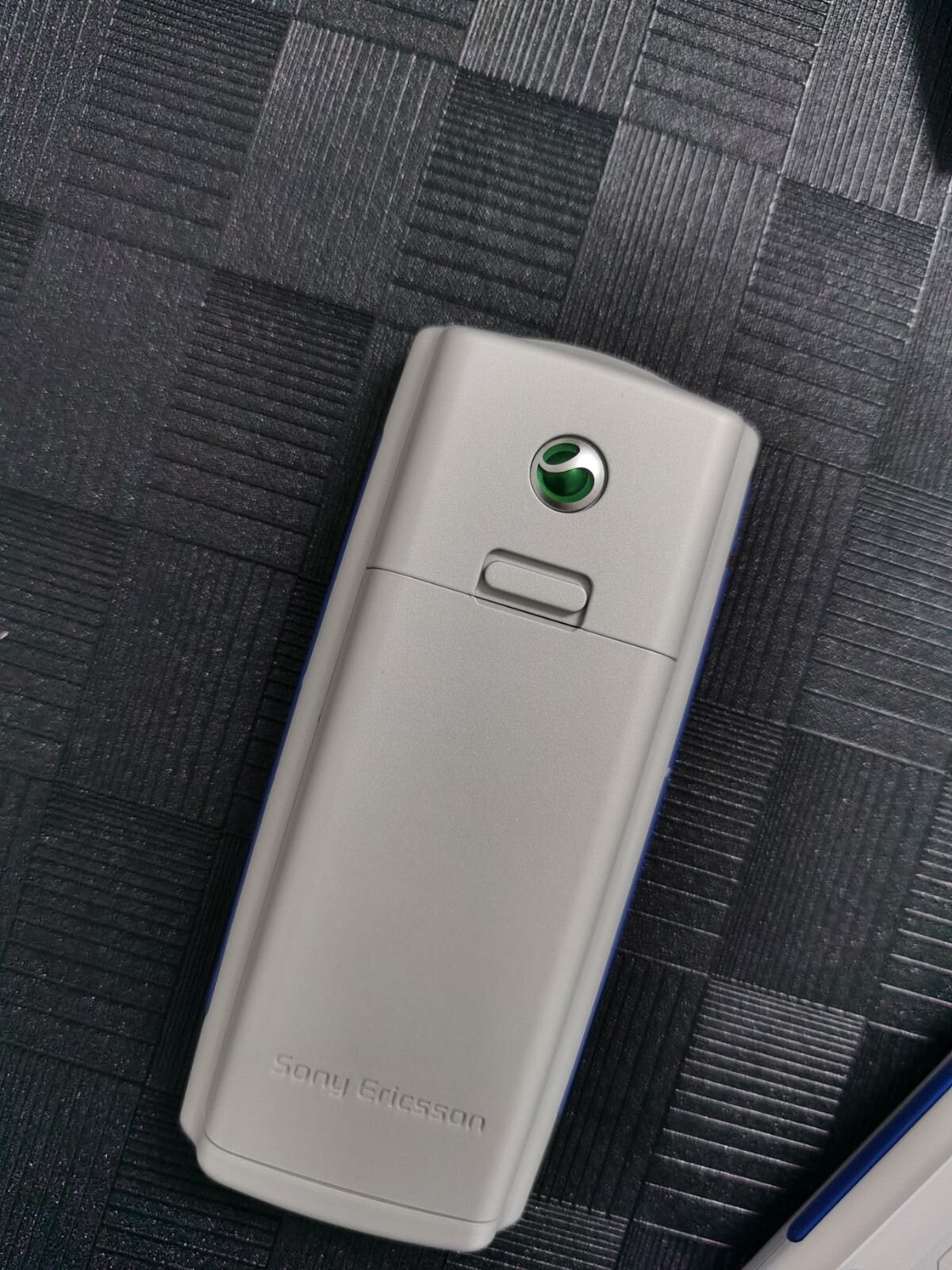 Sony Ericsson T106 2G network original phone - Image 8