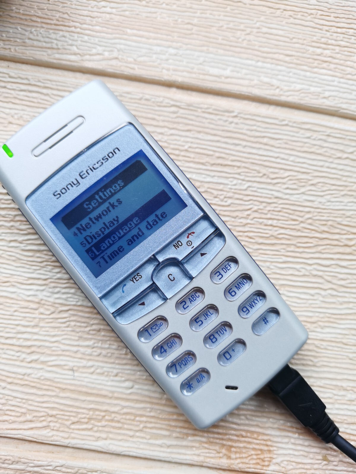 Sony Ericsson T106 2G network original phone - Image 10
