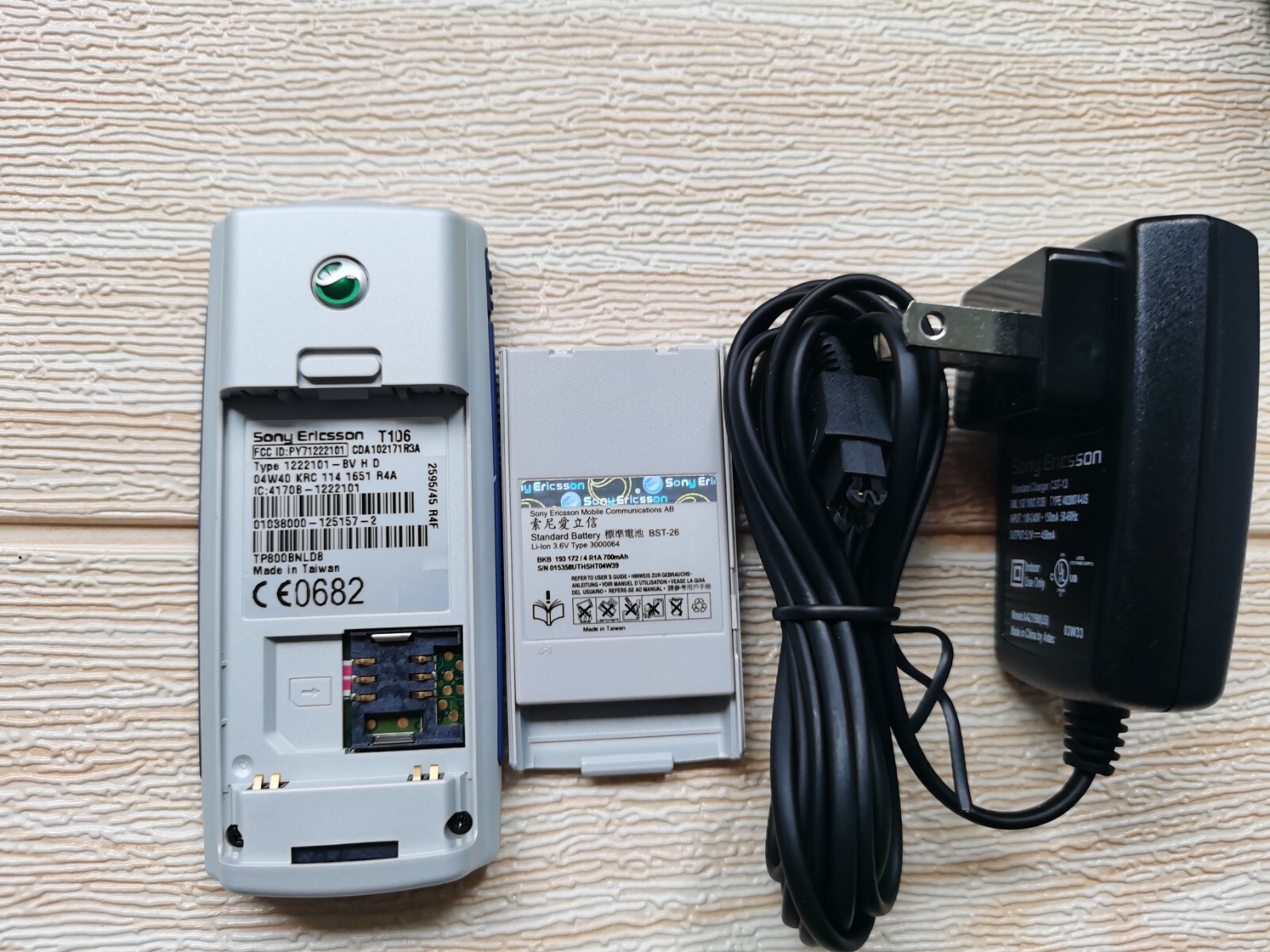 Sony Ericsson T106 2G network original phone - Image 11