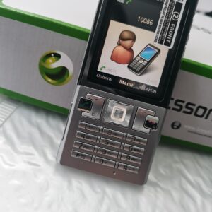 Sony Ericsson T700 - Shining Black (Unlocked) Cellular Phone