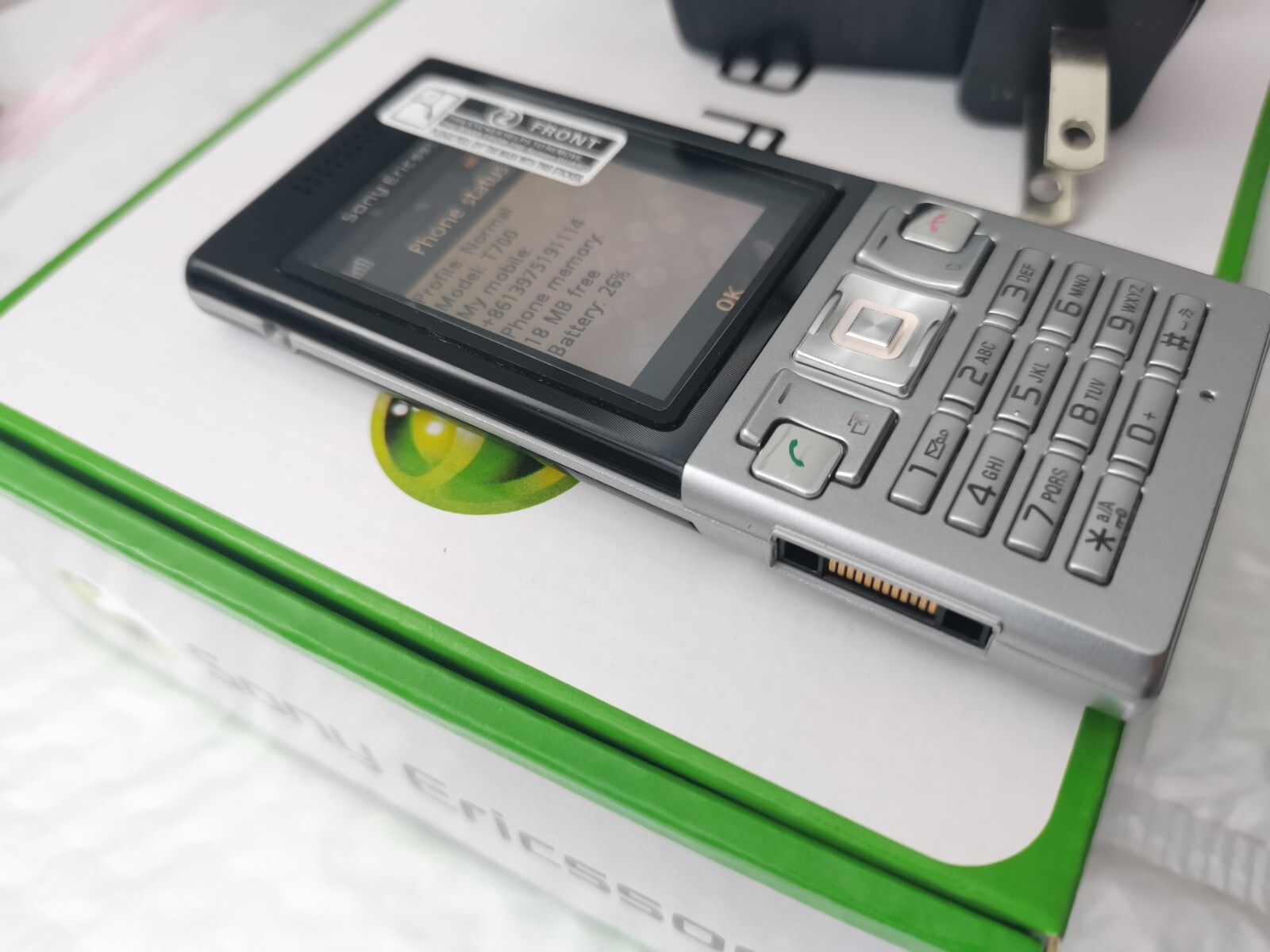 Sony Ericsson T700 - Shining Black (Unlocked) Cellular Phone - Image 9