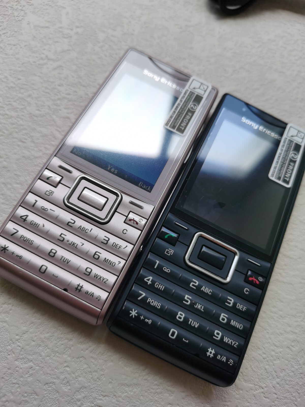 Sony Ericsson Elm J10, J10i, Susan Metal black / Pink (Unlocked) Cellular Phone Color Black Battery 1 battery - Image 14