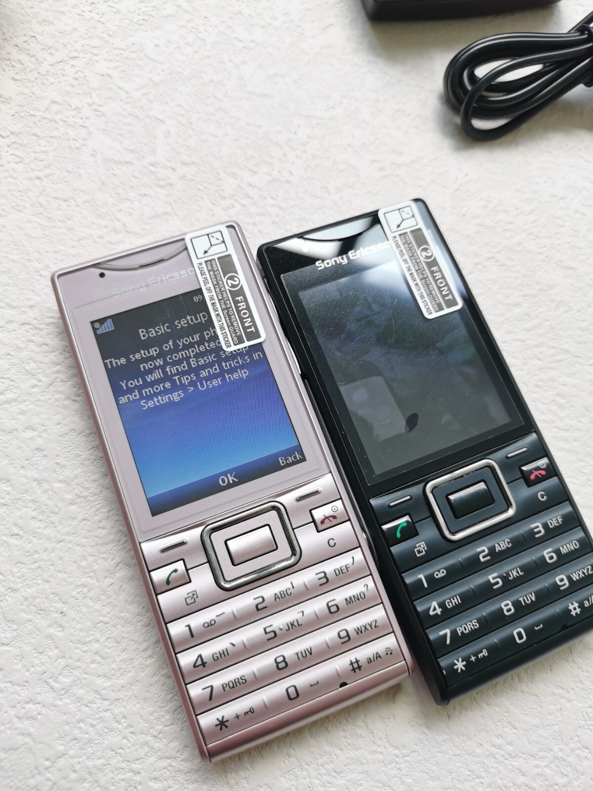 Sony Ericsson Elm J10, J10i, Susan Metal black / Pink (Unlocked) Cellular Phone Color Black Battery 1 battery - Image 15