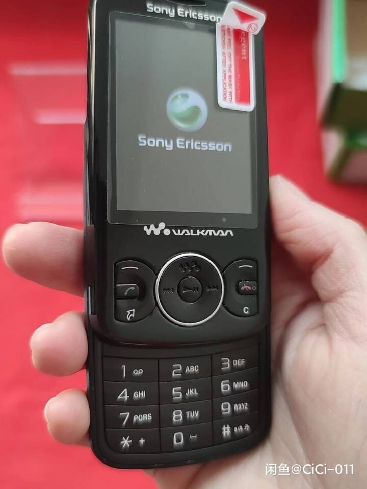 Sony Ericsson Spiro W100 W100i - Stealth Black (Unlocked ) GSM Mobile PhoneSo