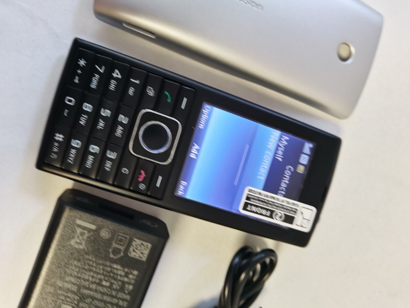 Sony Ericsson Cedar J108i Black Unlocked 3G Bluetooth FM Cellular Phone 280 MB - Image 5