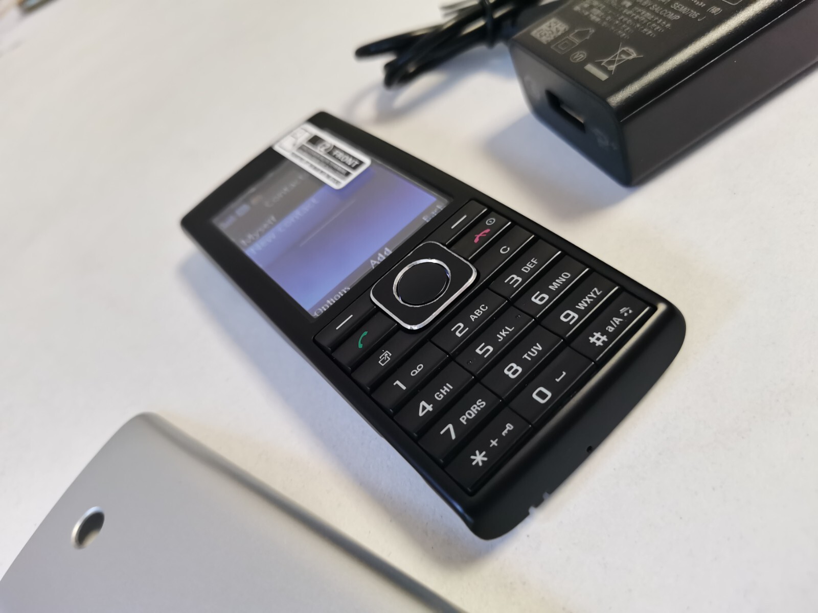 Sony Ericsson Cedar J108i Black Unlocked 3G Bluetooth FM Cellular Phone 280 MB - Image 8