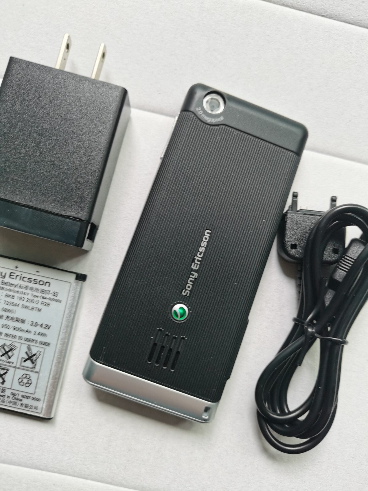 Sony Ericsson Naite J105 3G Bluetooth 2MP 100 MB FM MP3 Mobile Phone - Image 4