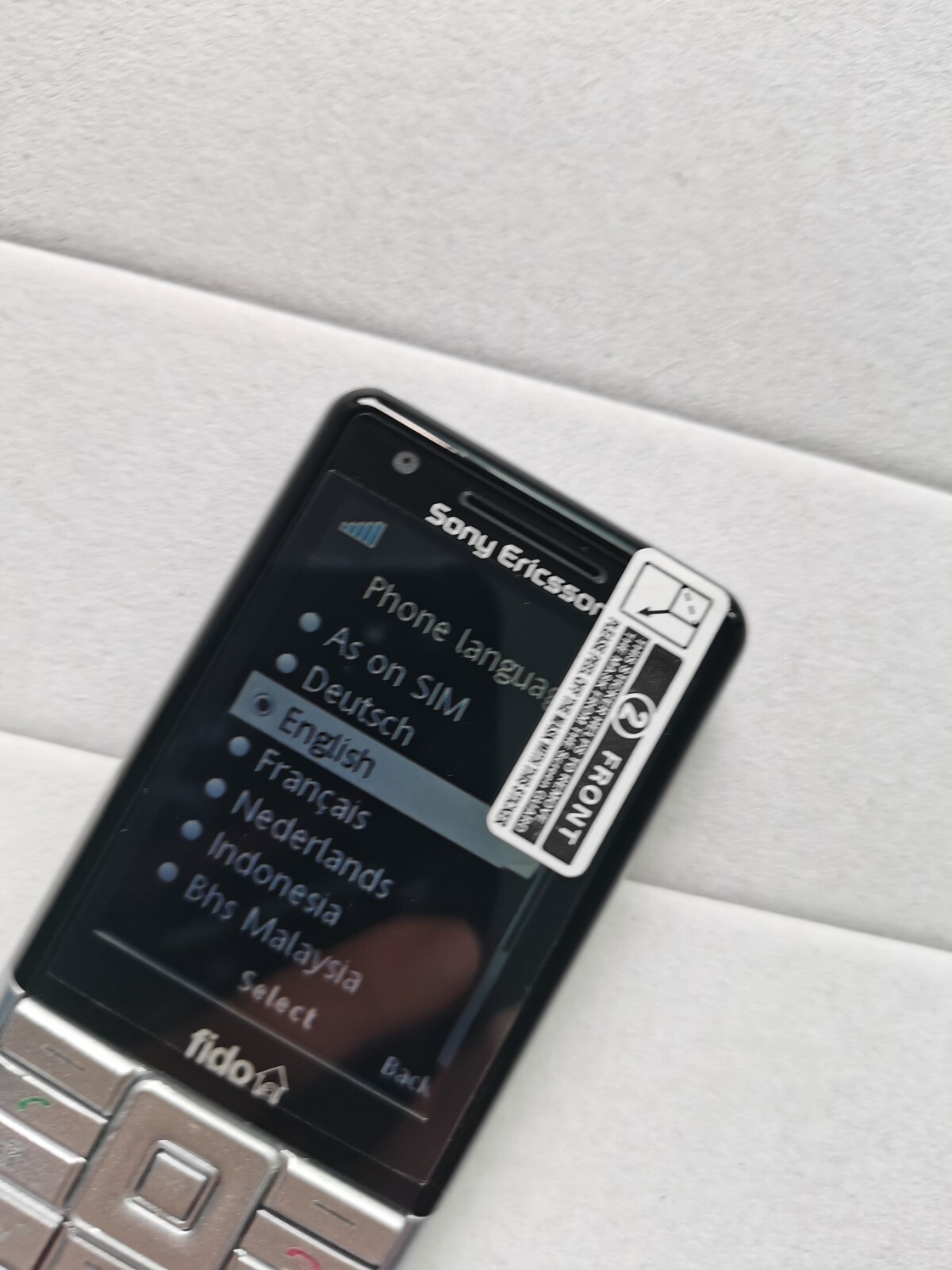 Sony Ericsson Naite J105 3G Bluetooth 2MP 100 MB FM MP3 Mobile Phone - Image 10
