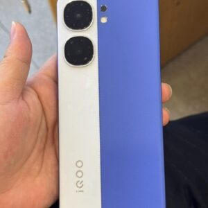 vivo iQOO Neo9S Pro+ 5G 6.78" 50MP LTPO AMOLED 144Hz Snapdragon 8 Smartphone Colors Random color or color noted by yourself Charger Included Yes Storage Capacity 12+256GB